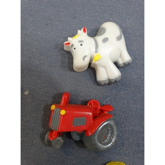 Vintage 80s 90s Mixed Fridge Magnet Lot Farm Animals Disney Retro Kitchen Decor - Picture 5 of 12